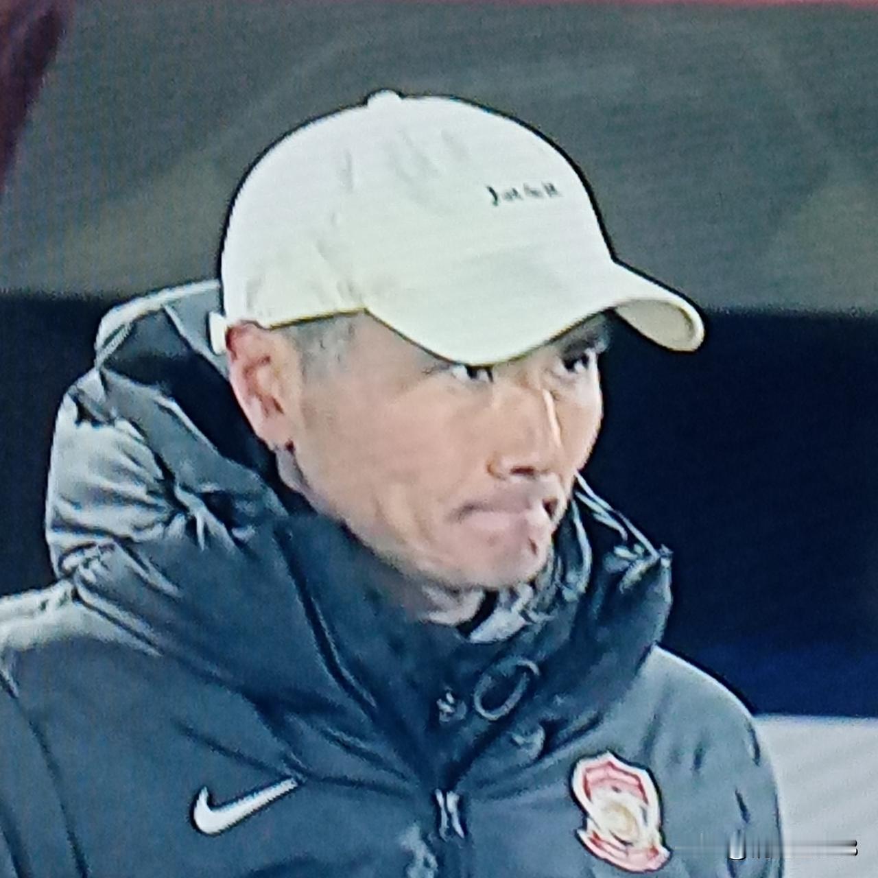 今日国足主帅邵佳一，在接受媒采访时是这样评论津门虎队巴顿的：“在新一届组建国家队