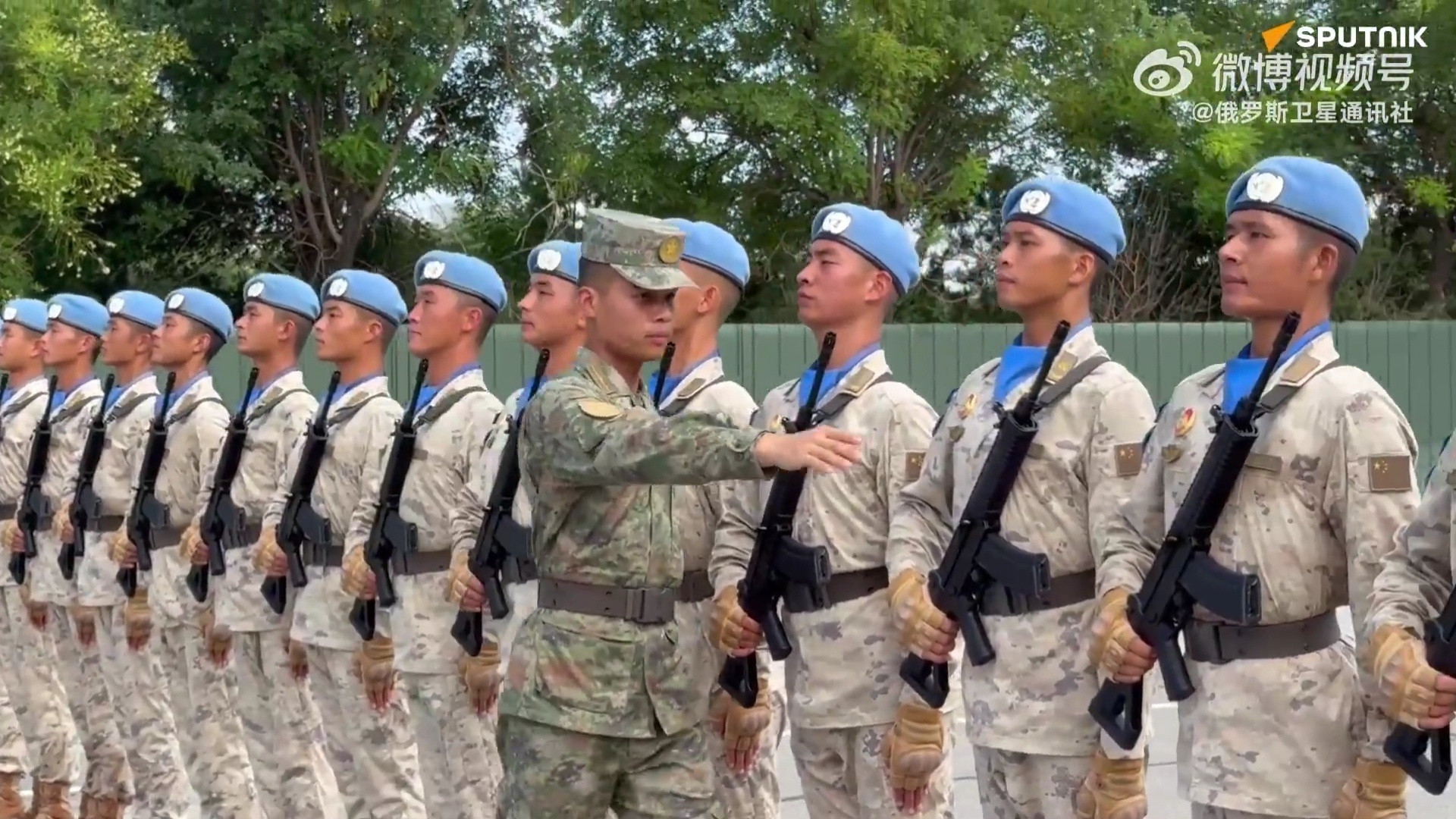 九三阅兵期待值拉满俄媒在阅兵村拍摄的徒步方队训练画面​​​