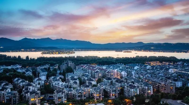 杭州楼市现状客观梳理一、不同板块价格分化回落（2025.4-2026.7）