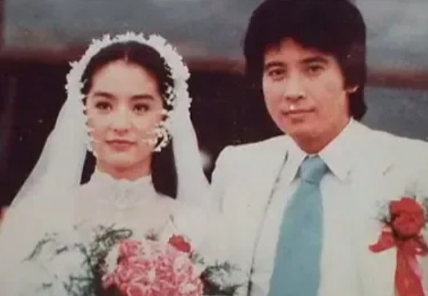 1973年，26岁已婚秦汉爱上了18岁的林青霞，怀孕8个月的妻子邵乔茵心痛不已。