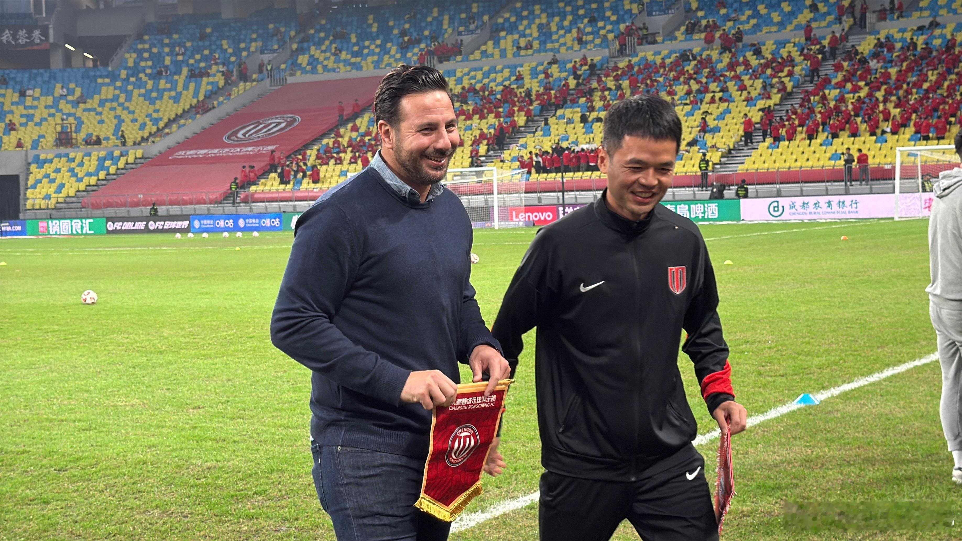 不知道从什么时候起，足球圈流行起输球喊话的环节了，这个赛季打到这个成绩，这帮人不