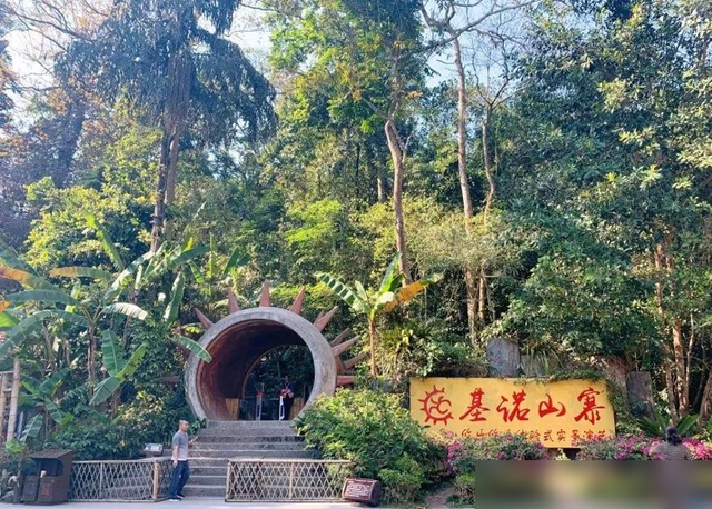 云南旅游这几个景点都是坑, 没必要去, 快来看, 替你节省时间金钱