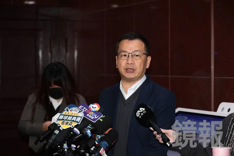 1月14日，台湾地区立法院弹劾赖清德的公听会上，国民党立法院书记罗智强质问：“这