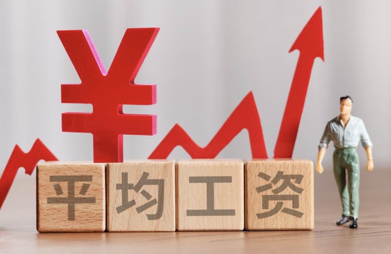 8月22日上午，青浦徐泾，宝业·虹桥国展里64套房，50分钟卖光。同一天，嘉定象