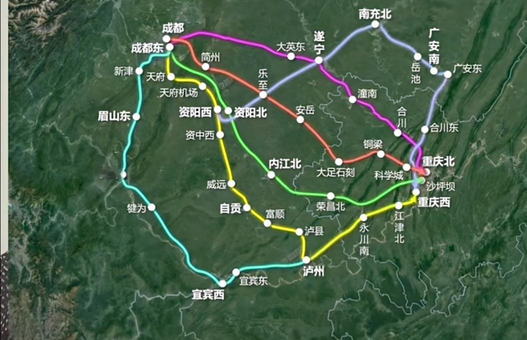 成都到重庆之间有这么多条通行高铁，其密度完全可以和北上广深比拟，全部通车后更加方