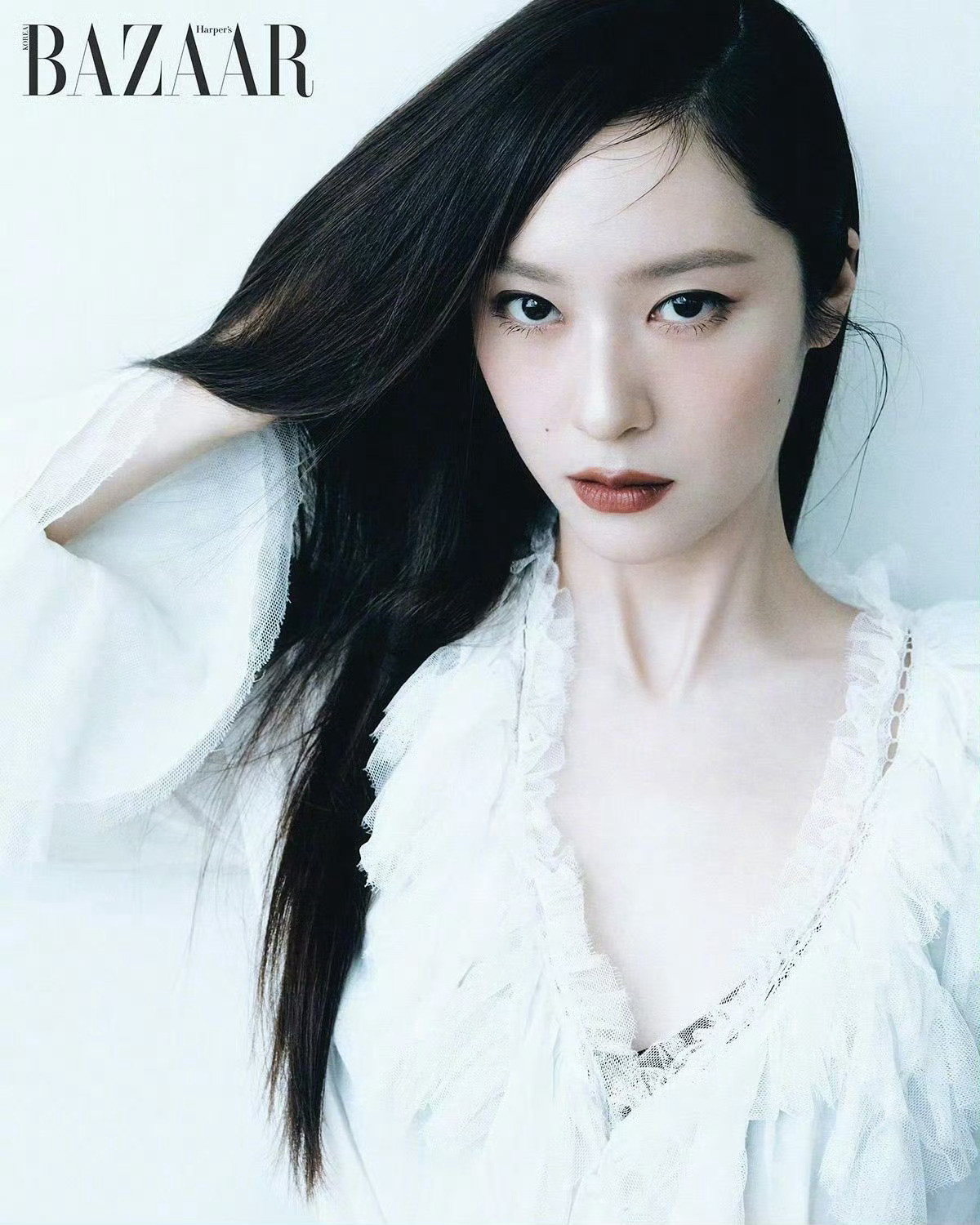 郑秀晶拍摄Harper’sBAZAAR韩版12月刊大片，来自RauphLa