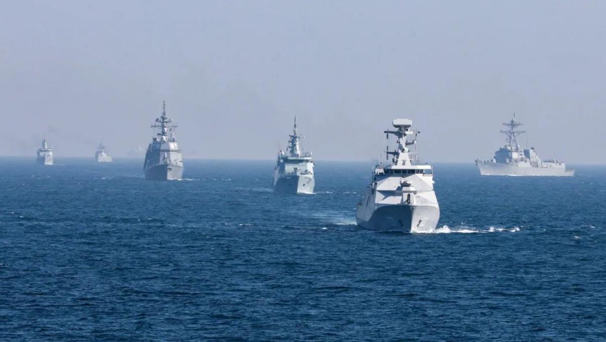 黄岩岛方向传来消息：解放军遭遇严重挑衅，只用一招便化险为夷。最近，小马科斯的日子