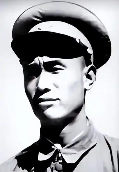 1948年，在陕西宜川战役中，出现这样一个场面：十几个敌人被一名解放军战士追着跑