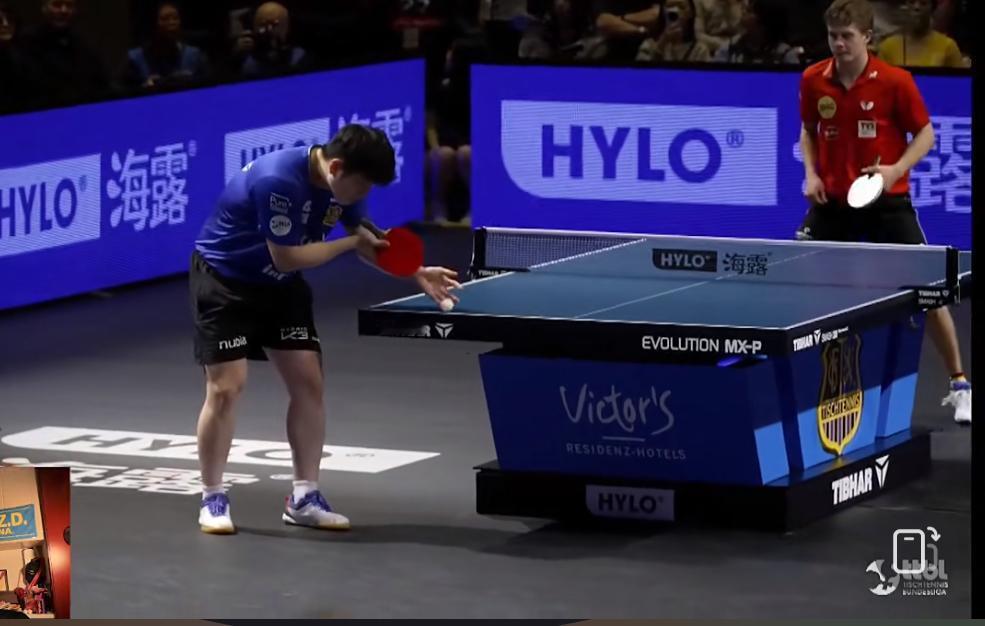 12月21日樊振东德甲3:1贾哈一单二分——不愧是T0级选手波尔现场解说又帅