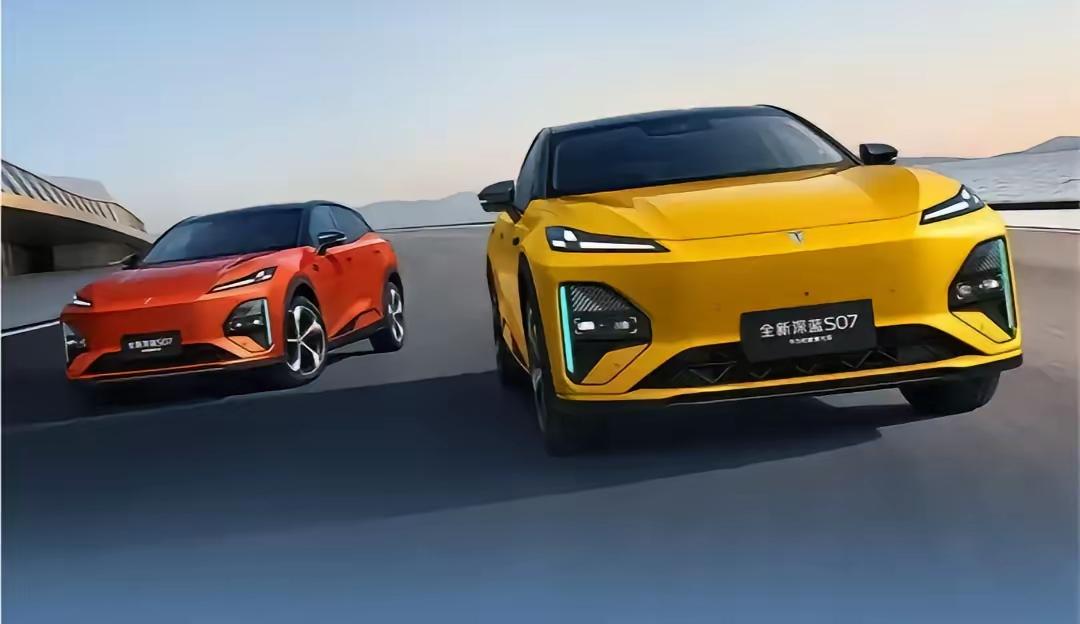 家庭存款的八个等级，你在哪一层？1.贫困层：家庭存款在0-5万。2.温饱层