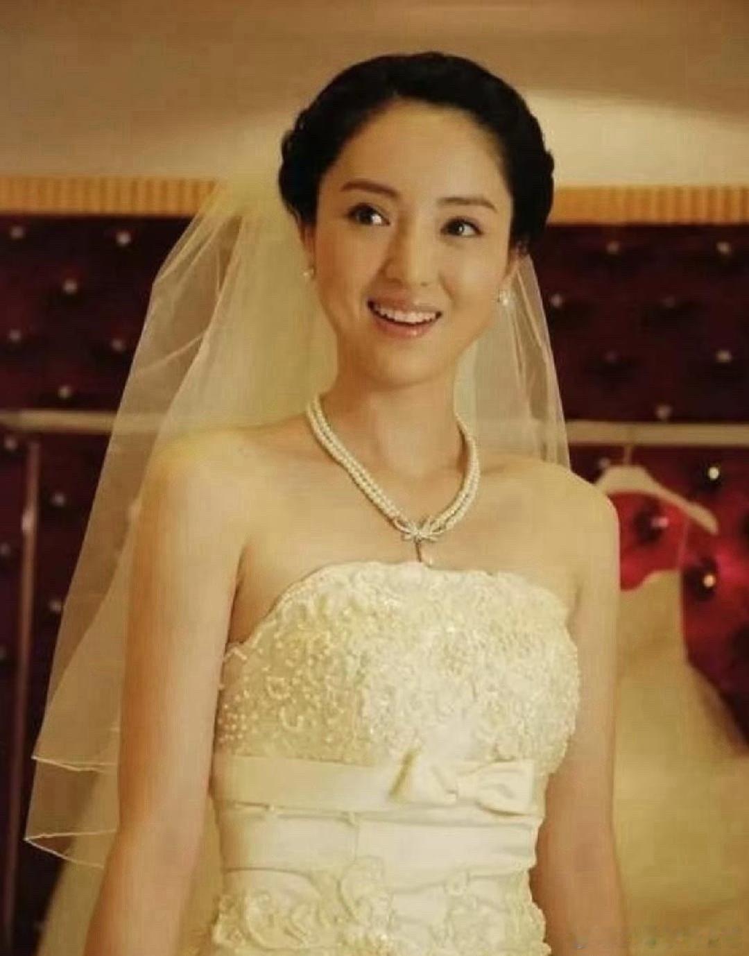 高云翔的现任妻子，有种翻版董璇的既视感。男人择偶的审美不会轻易改变的。