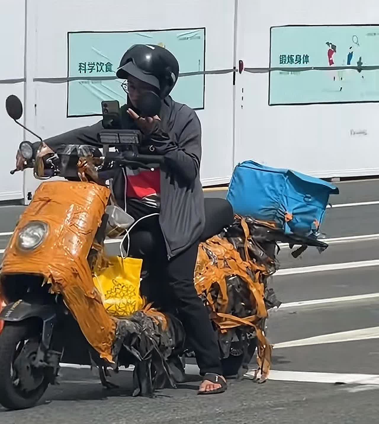 就凭这战车，一看就是单王