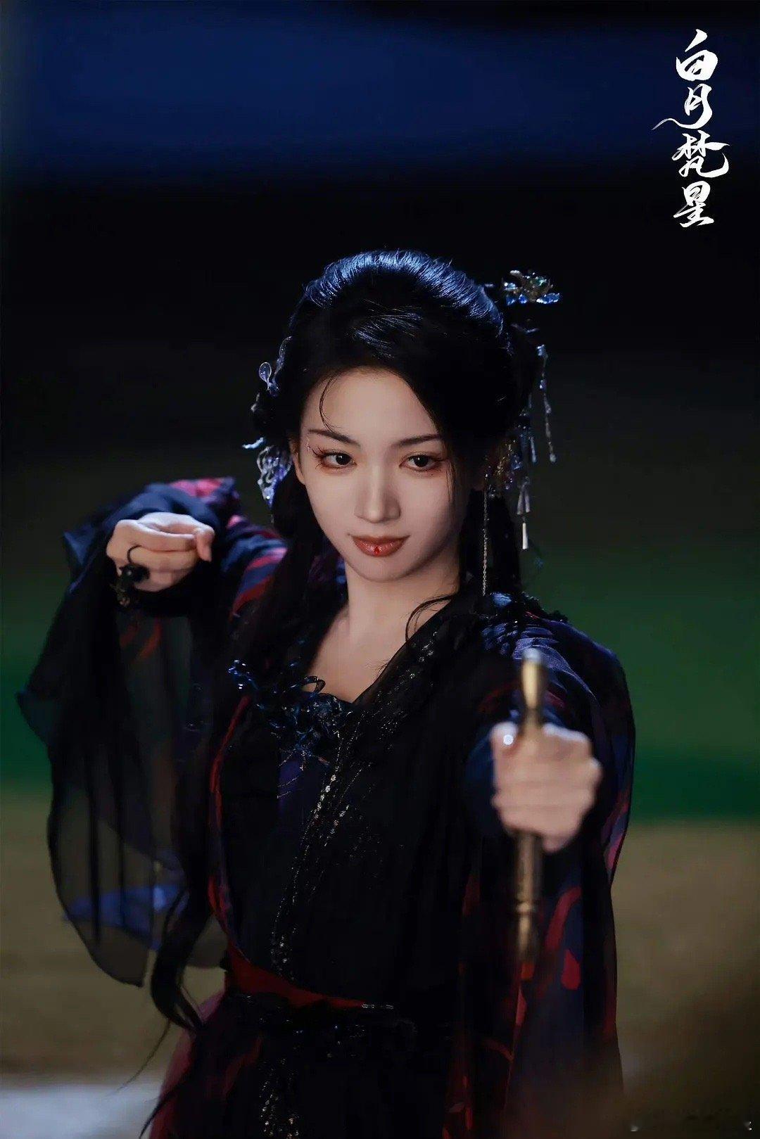 🍍是不是想学娃娃，没学成功啊