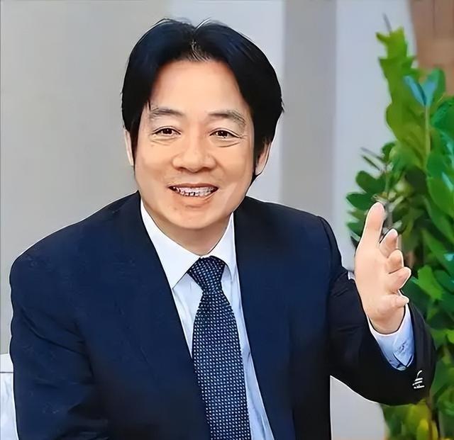 就在刚刚，台独分子赖清德突然宣布，1月28日，台民进党当局赖清德出席2月份将官晋