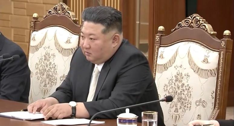 中朝举行会谈并顺利达成共识！当地时间6月8日，朝鲜承诺将坚定不移与中国合作，并把