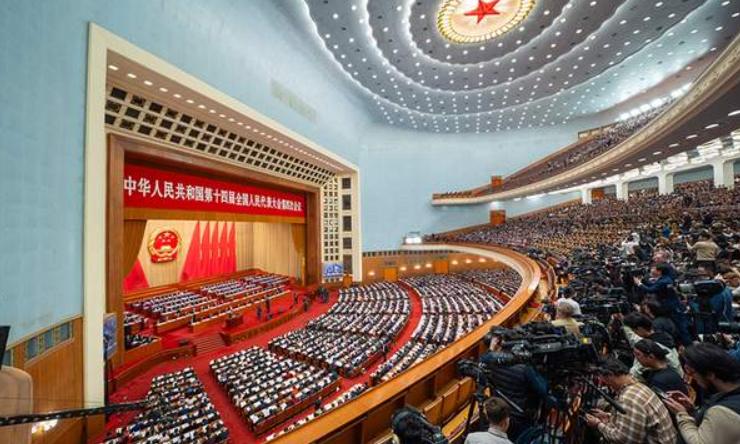 这次真的不一样！2026两会藏关键信号，国家开始“投资于人”今年两会传出的信