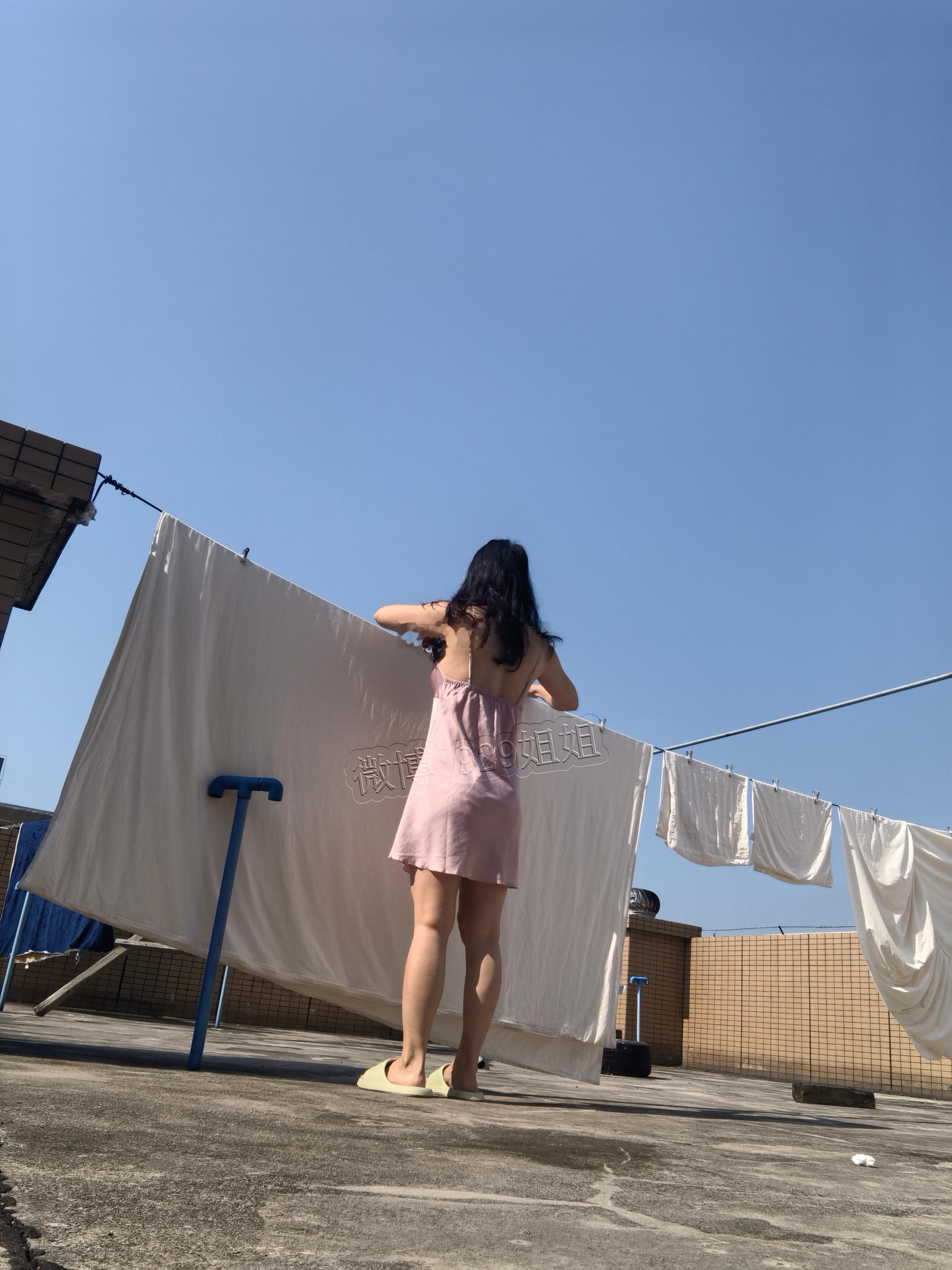 终于出太阳了赶紧把被子洗了​​​