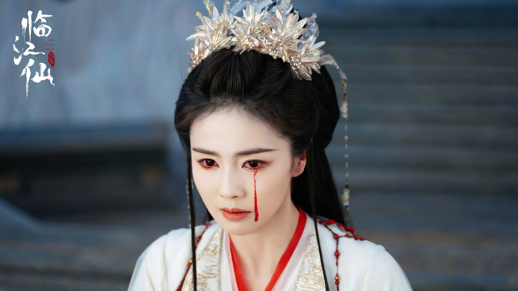 于大妈已经提前为白鹿的临江仙播出造势了真羡慕这样的老板每次播剧都冲在艺人前面​