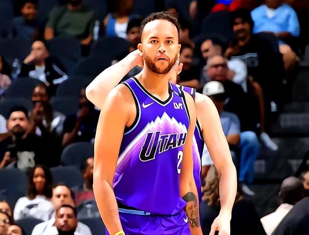 李凯尔昨晚在这场对阵爵士的比赛，终于从冷板凳到25分钟出场时间，所有目光拉回来了