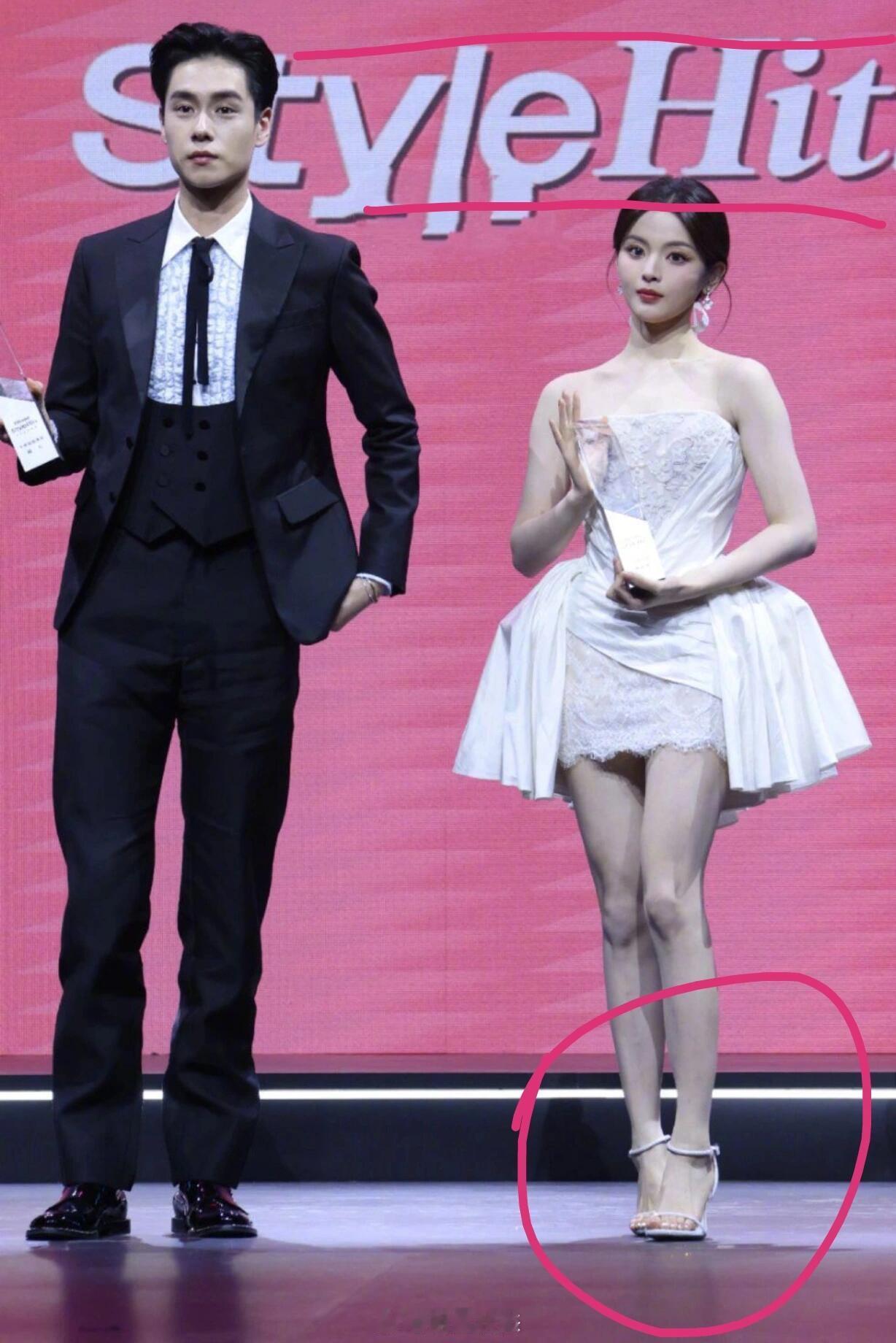 天呐！胡一天到底有多高？168杨超越高跟鞋！