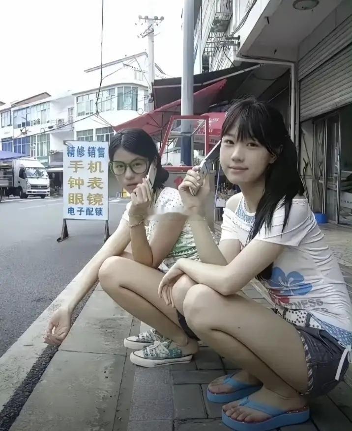 你能通过这张照片猜出是哪年吗？