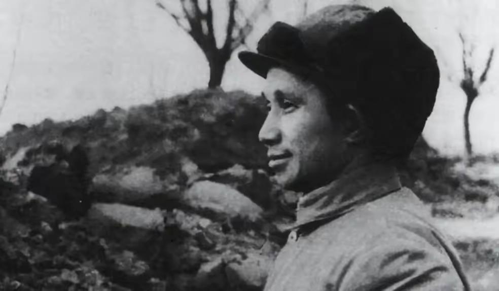 🌛粟裕要守住黄桥，一个支队长突然问道："我算过了，我们的弹药根本守不住黄桥