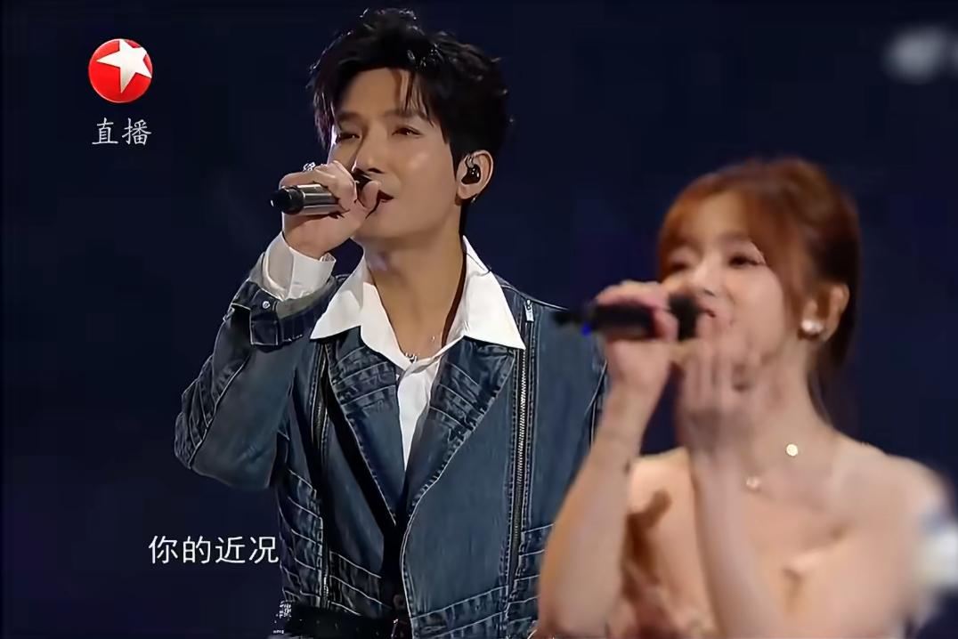 陈楚生与黄霄雲对唱《袖手旁观》，太拉扯了。今天再次欣赏了一遍楚生与黄霄雲对唱的