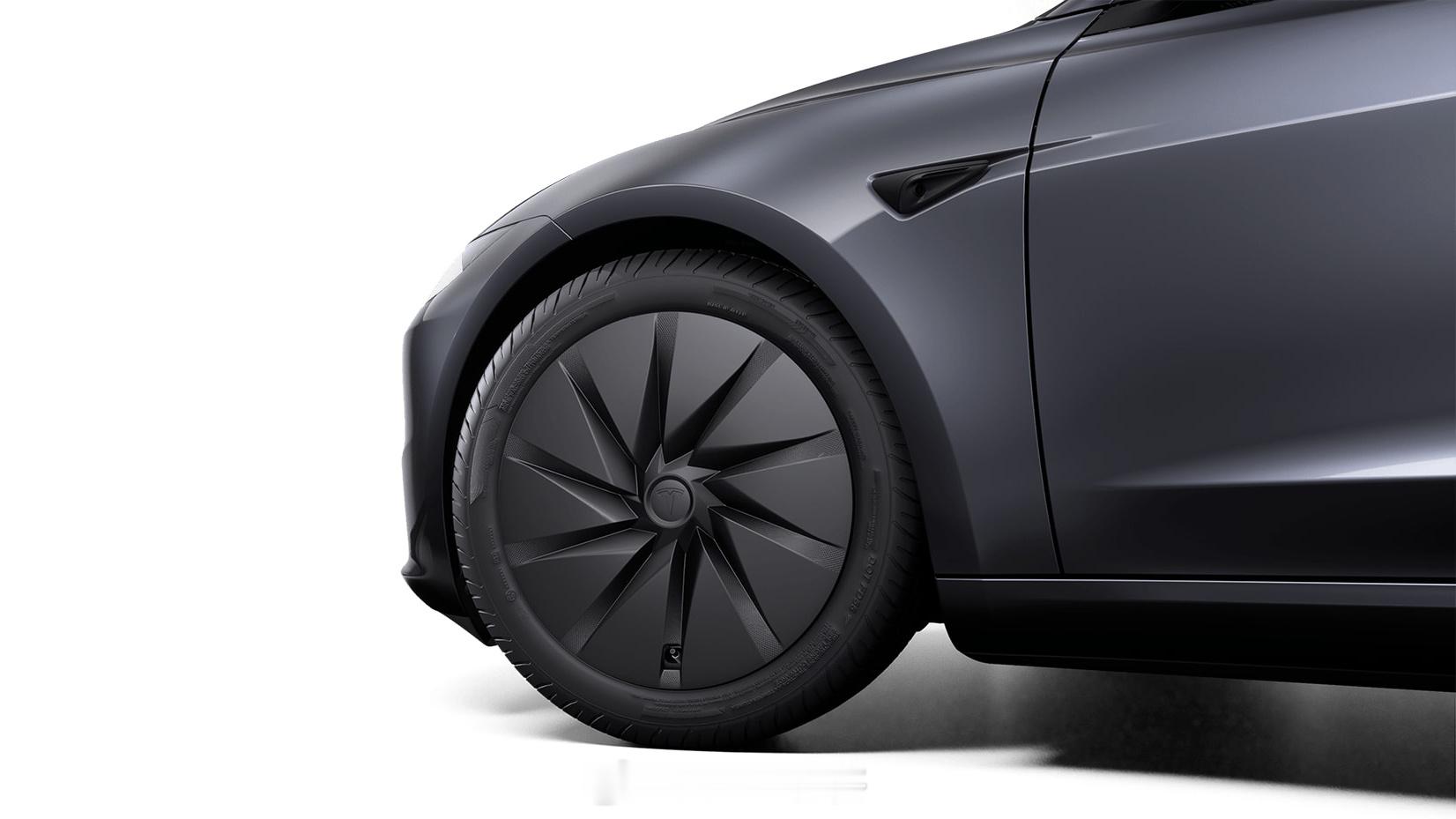 特斯拉昨天在香港悄悄上线了一台丐版Model 3，起售价20.5万港元，折合人民