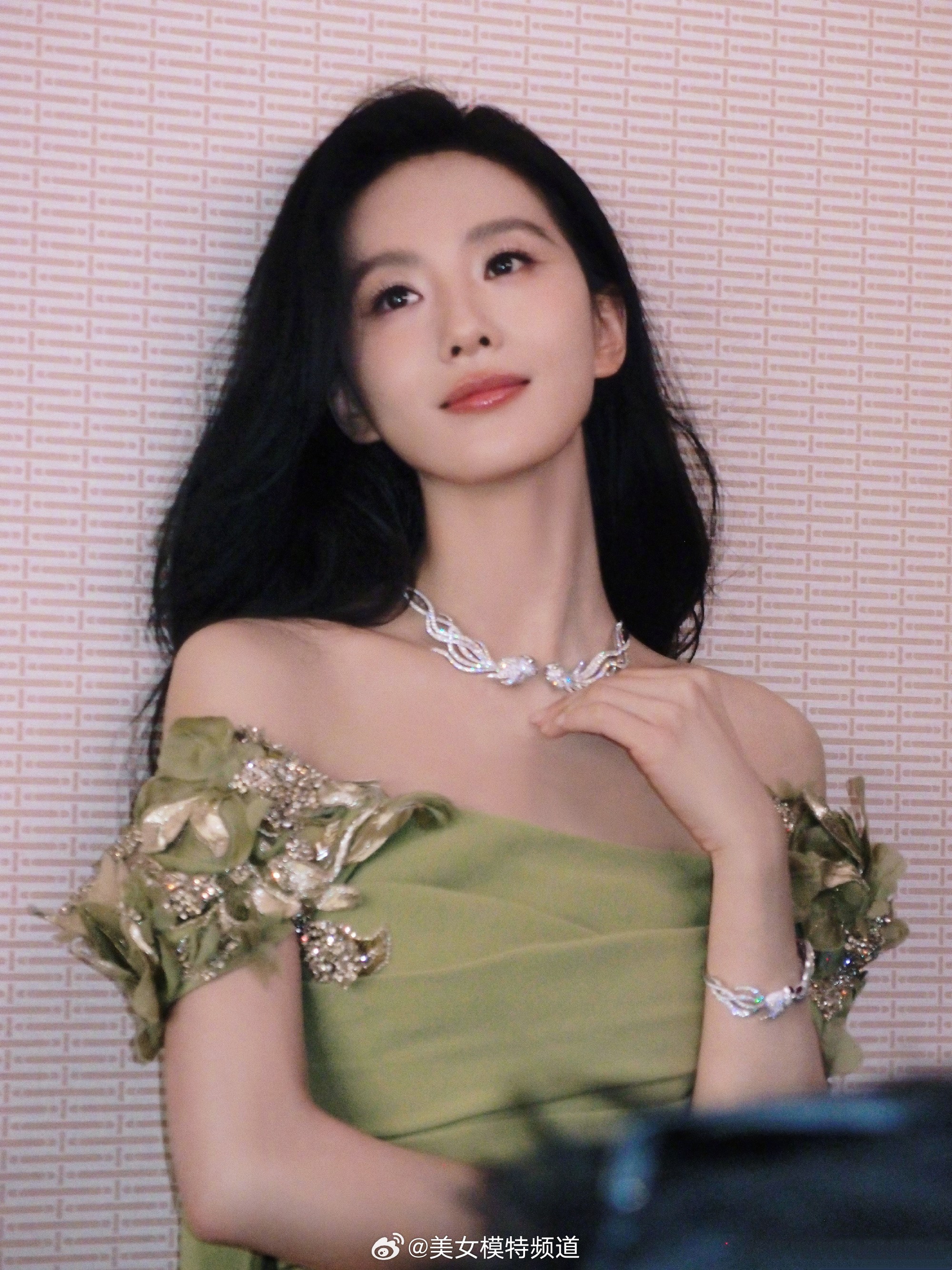 刘诗诗明艳动人​​​