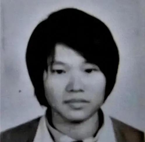 重庆“双性”奇人刘星，拥有两套生殖系统，她十八岁先是嫁人生下一子，后竟然发现自己