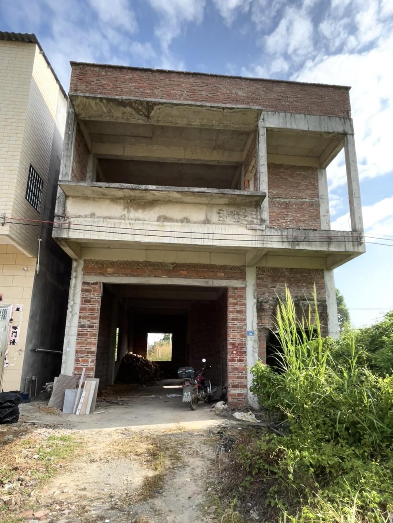 左滑一下，120w没了…！为了圆爸妈的老家梦想，2022年，我做了个决定，回村，