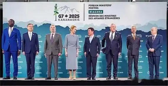 对中国的三不准！不准中国接俄，也不准中国收台，更不准管制稀土，七国集团曾