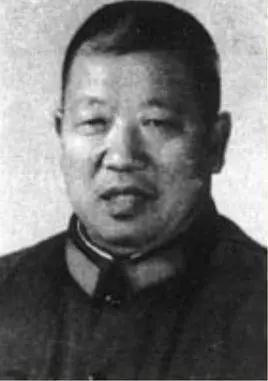 杨克武（1915—2001）原名杨瑞祯。安徽省金寨县人。一九二九年参加中国工农红