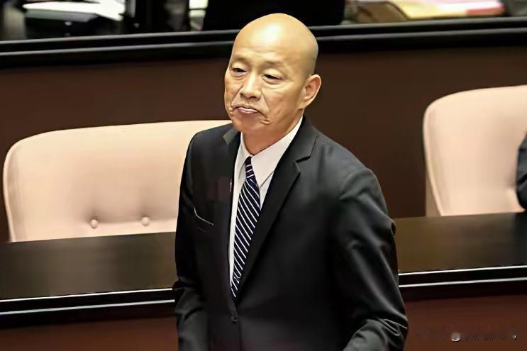 讨好绿营反遭打脸，连民众党都看不过去民众党总召陈清龙都看明白了，卓荣泰嘴上答应