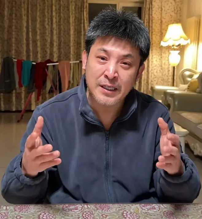 一条假新闻，如何把一个60岁的老实人逼到深夜崩溃？孙涛，那个春晚舞台上喊“我骄