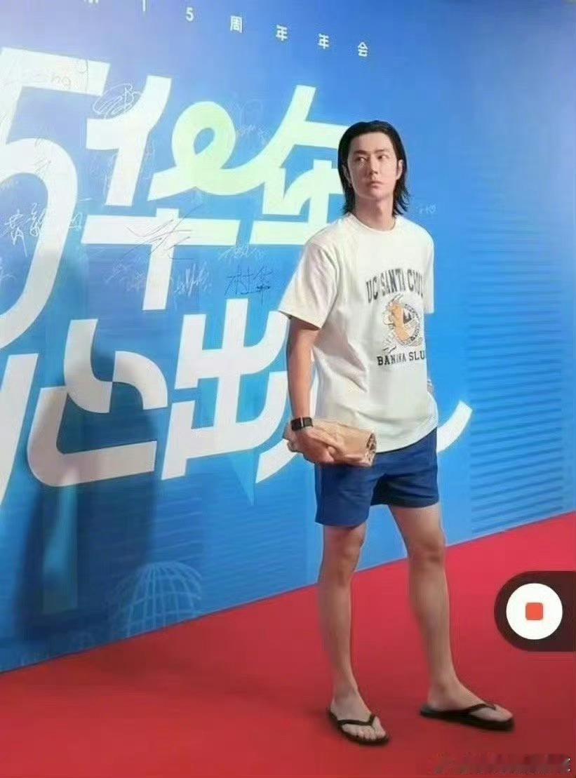翻到了去年的博子哥，那时候他还在国内呢​​​