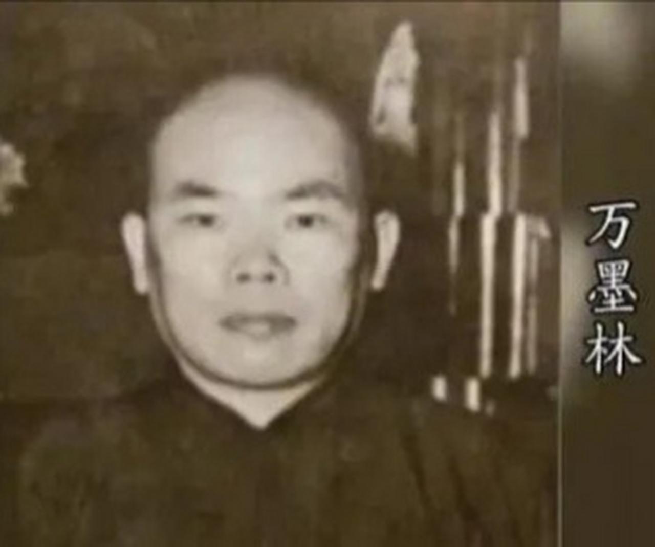 万墨林：跟了杜月笙四十年，76号的老虎凳没能撬开他的嘴。1940年12月，上