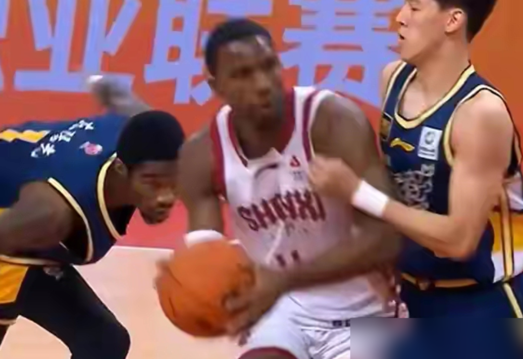 以后CBA的预测，你可千万别信。昨晚广州打山西这场，就是照着所有“专家”的脸，左