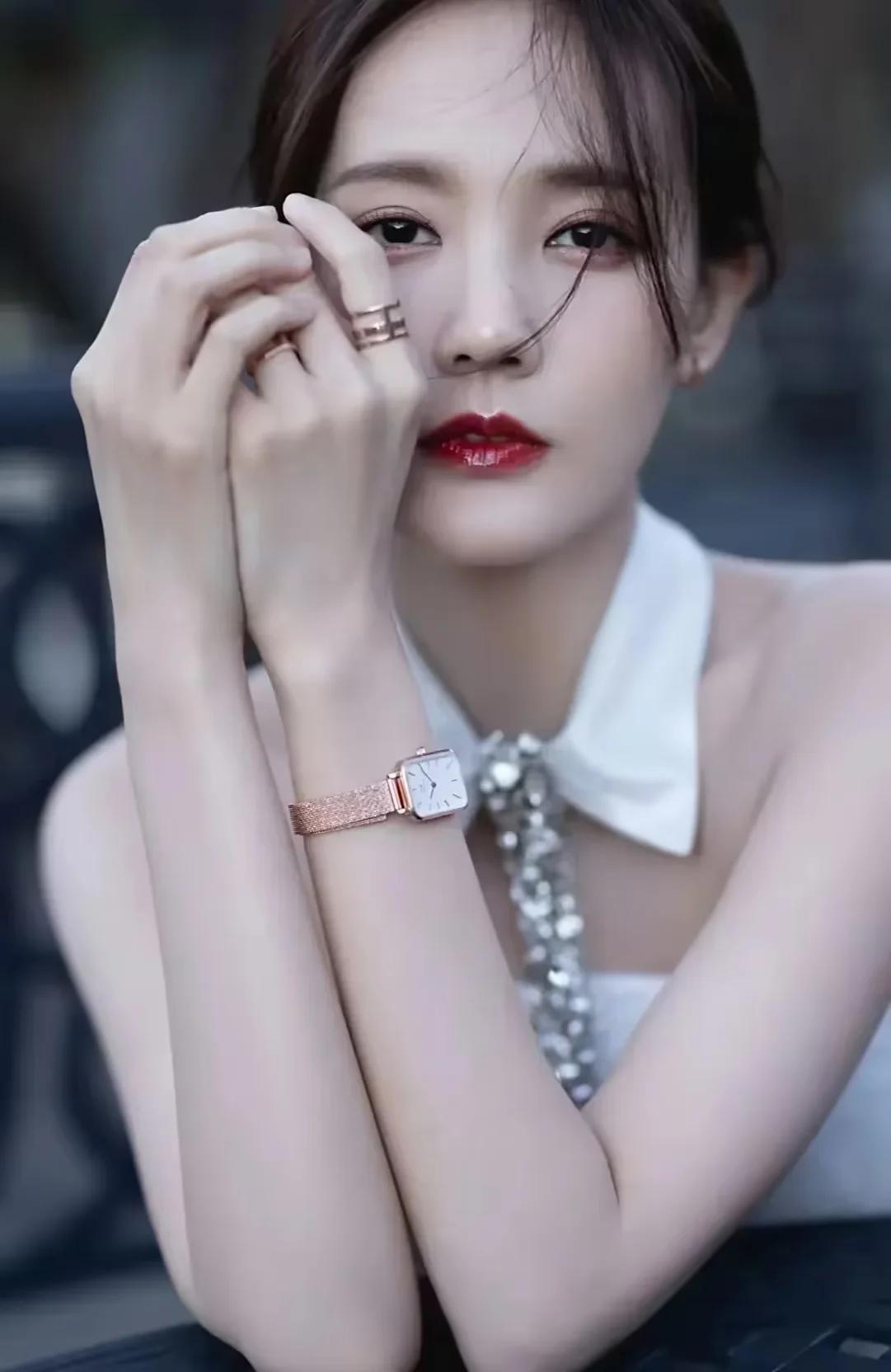 现在才明白，最终决定两个人是否可以走下去的，不是你能对他多好，而是你自身存