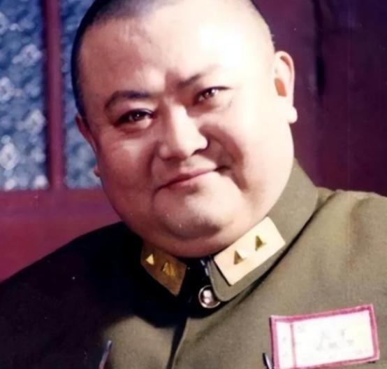 解放后，川军名将范绍增将七个妻子叫到身边，对她们说道“现在实行一夫一妻了，你们七