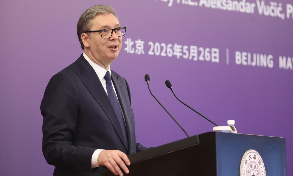 昨天，武契奇在清华大学发表了一场振聋发聩的演讲一个欧洲国家的总统，专门跑到咱
