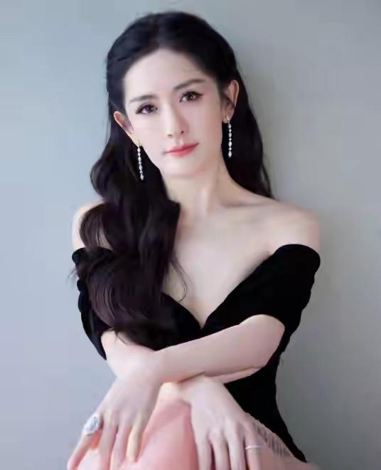 谢娜生气了不是因为老公没有给她买情人节礼物也不是因为孩子不听话而是因为狗仔