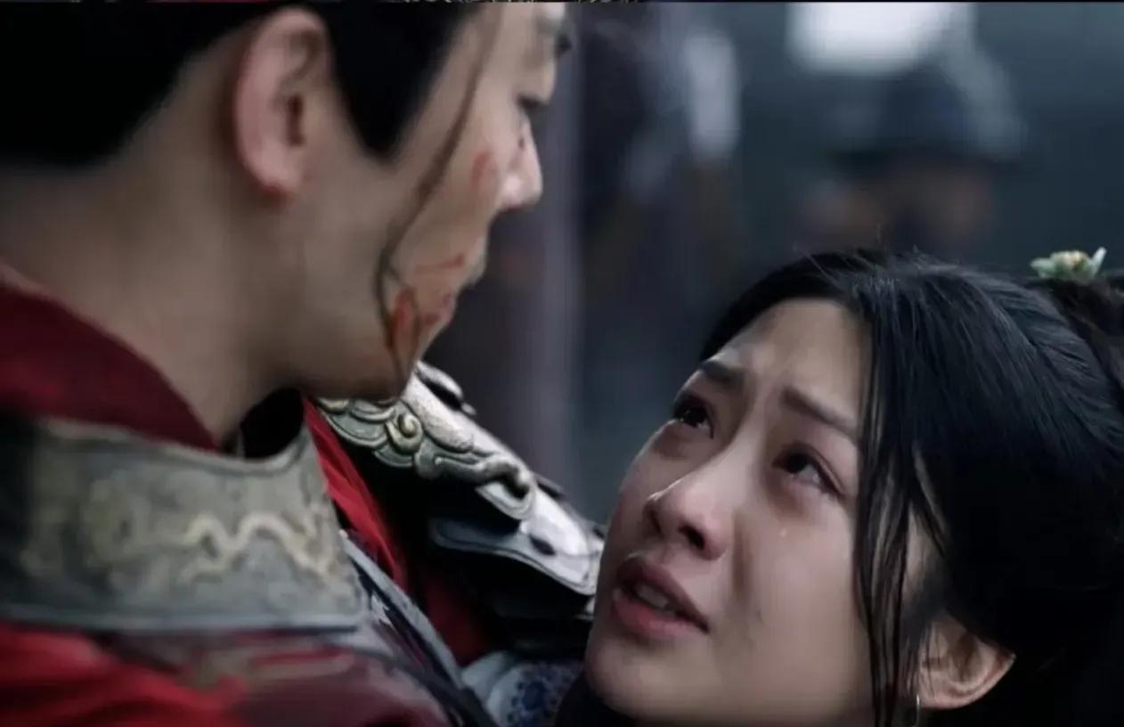 红薯很多女生说：“要是赐我一个李成，我也会像白依梅一样不离不弃”。但李成原型是