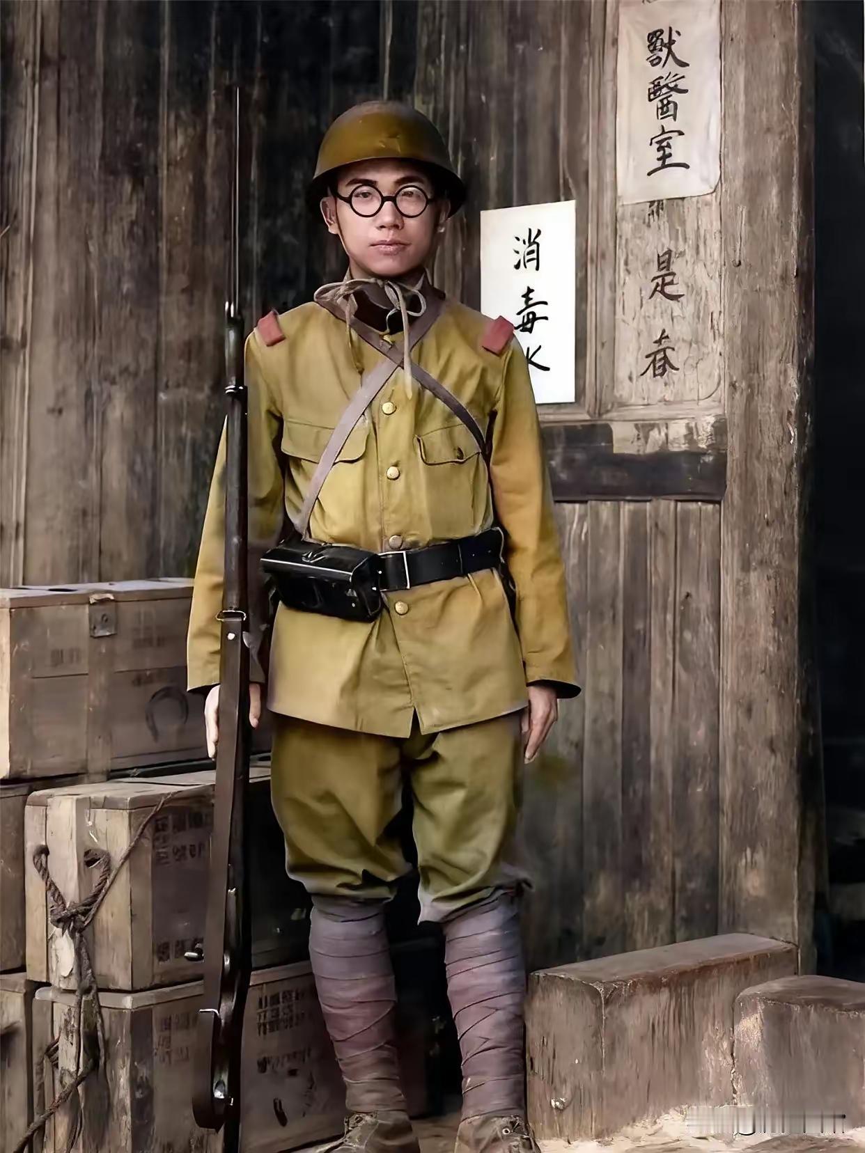 这不是剧照，这是日军卫兵的真实形象。​1938年5月，湖南黎家湾村，一个日