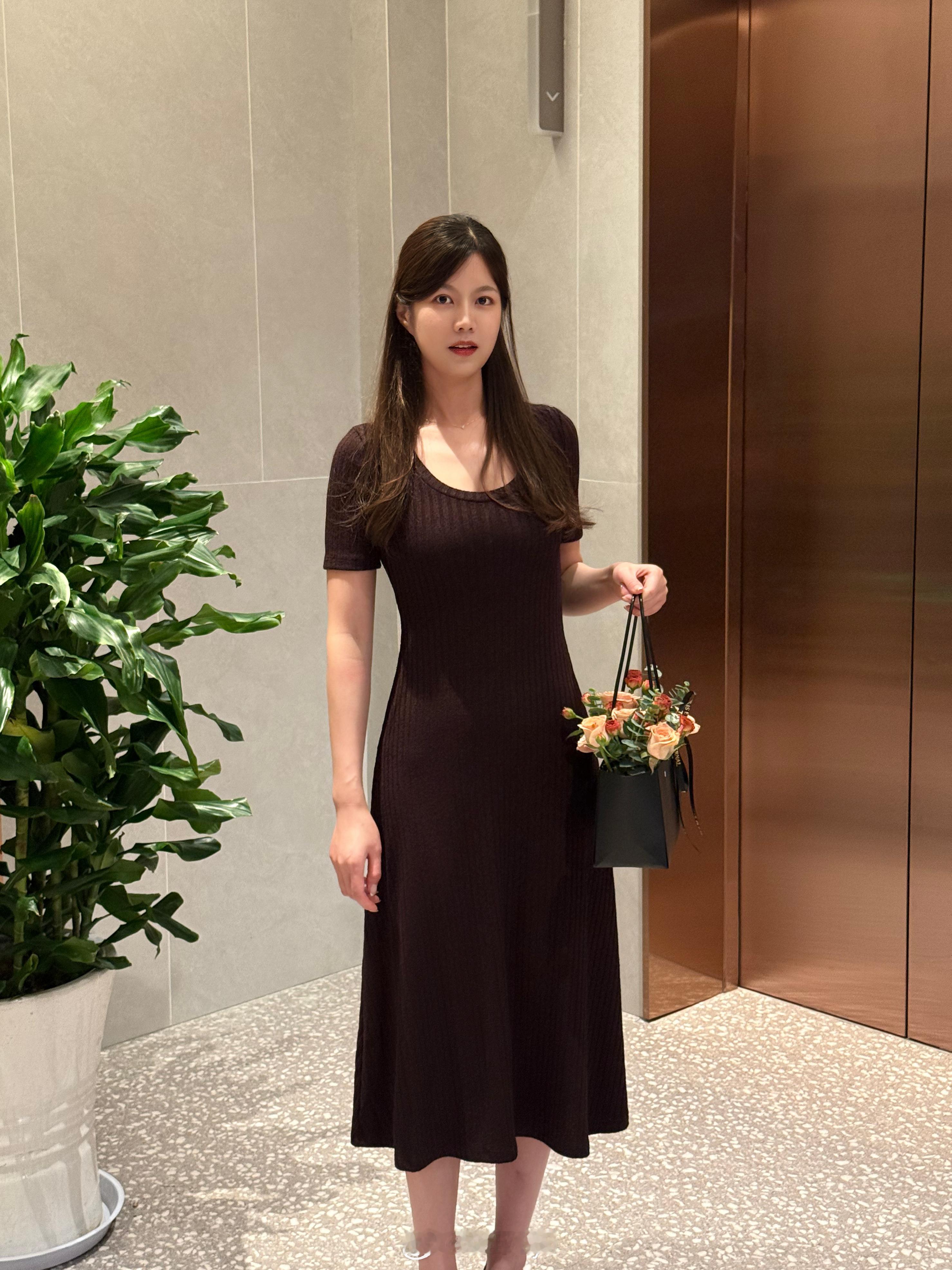 今天是姐姐👱🏻‍♀️​​​