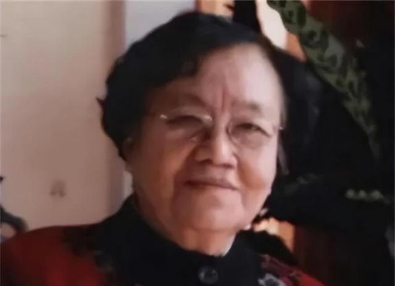 1951年，国民党女特务王化琴，被解放军战士押上刑场准备枪毙。就在这时，一个男人