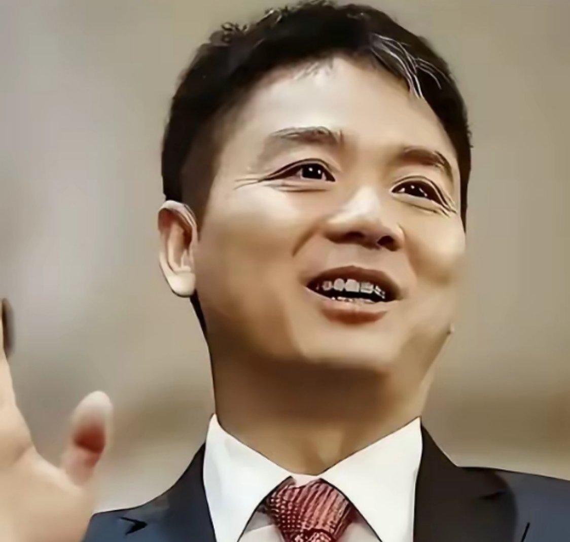 有的企业员工年终奖发了一年，有的企业员工年终奖一个月都没有，刘强东真的是个好