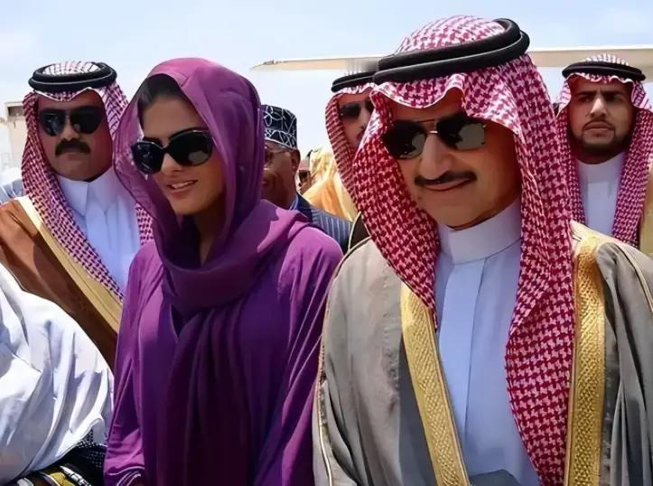 为什么沙特富得流油，却从没有国家去打沙特的主意呢？原因很简单因为沙特太有钱了！这