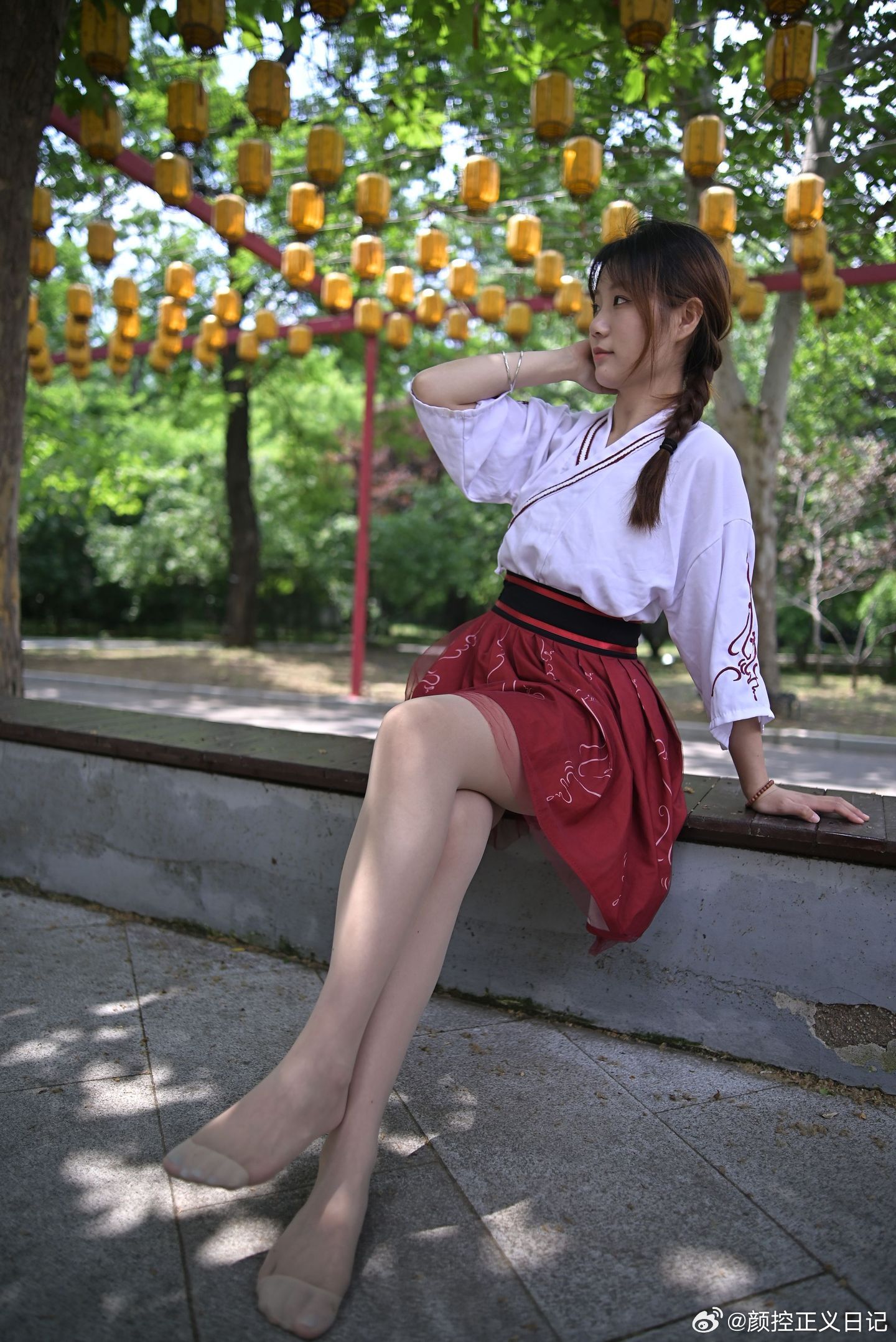 街拍喜欢哪一款美女