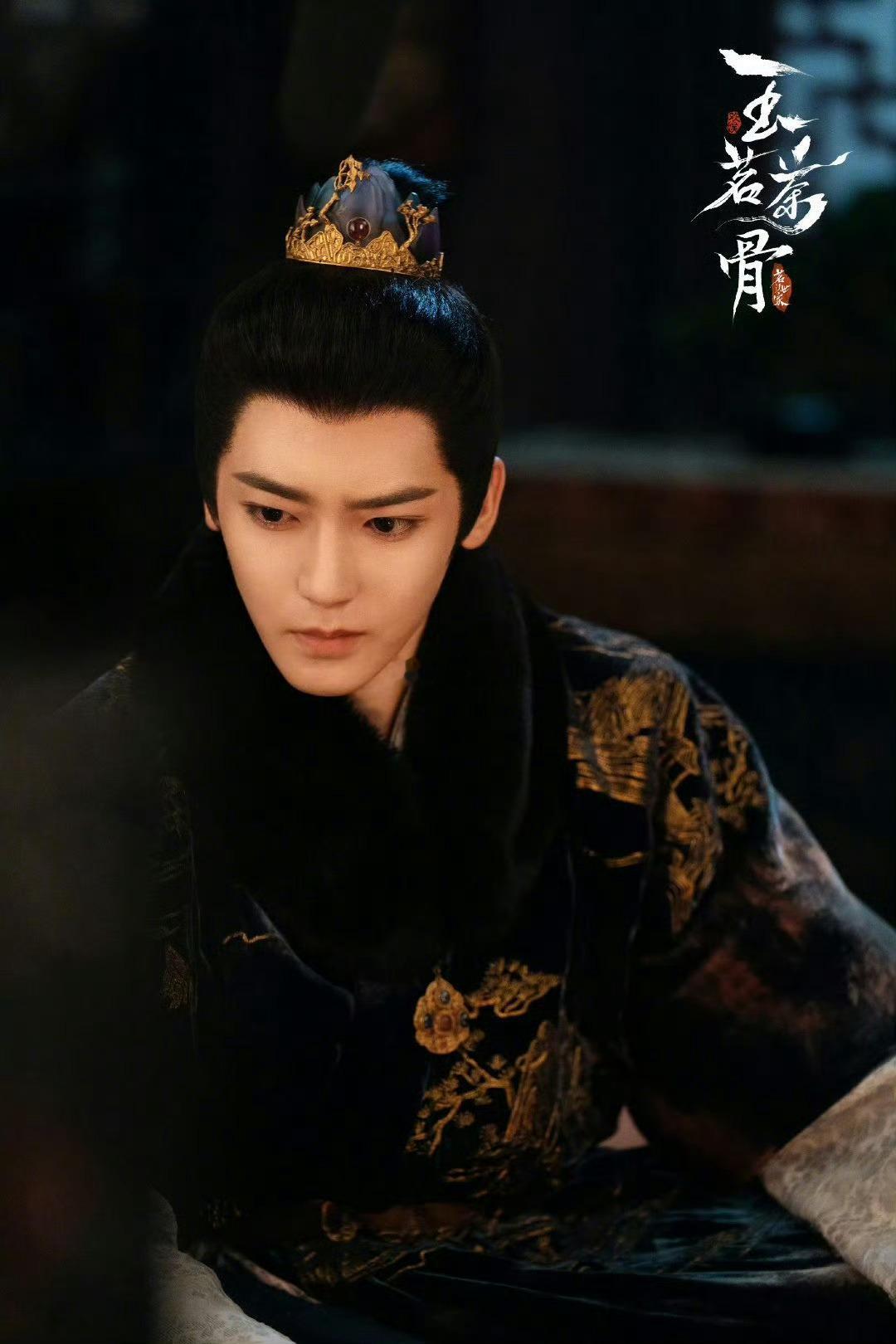 陆江来夜抛后遗症陆大人简直把缺乏安全感演成了行为艺术，自己脑补假想敌然后大吃飞